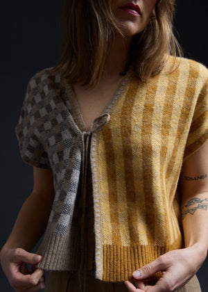 Latte Sorbet Checker Vest Jacket