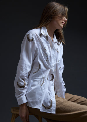 White Eyes Embroidery Long Shirt