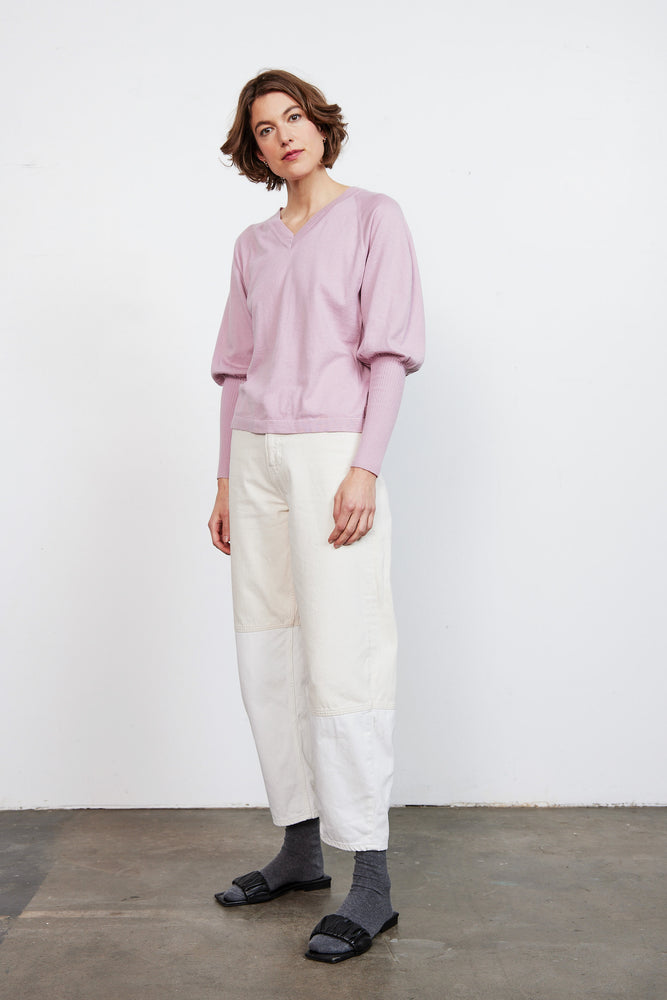 
            
                Load image into Gallery viewer, Cameo Pink Blouson Sleeve Top
            
        